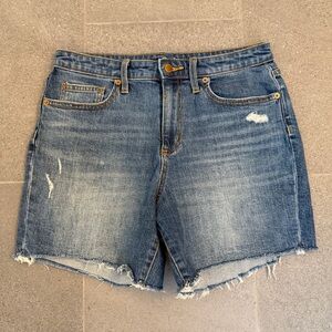Universal Thread Boyfriend Cut Off Denim Shorts Women's size 8/29r